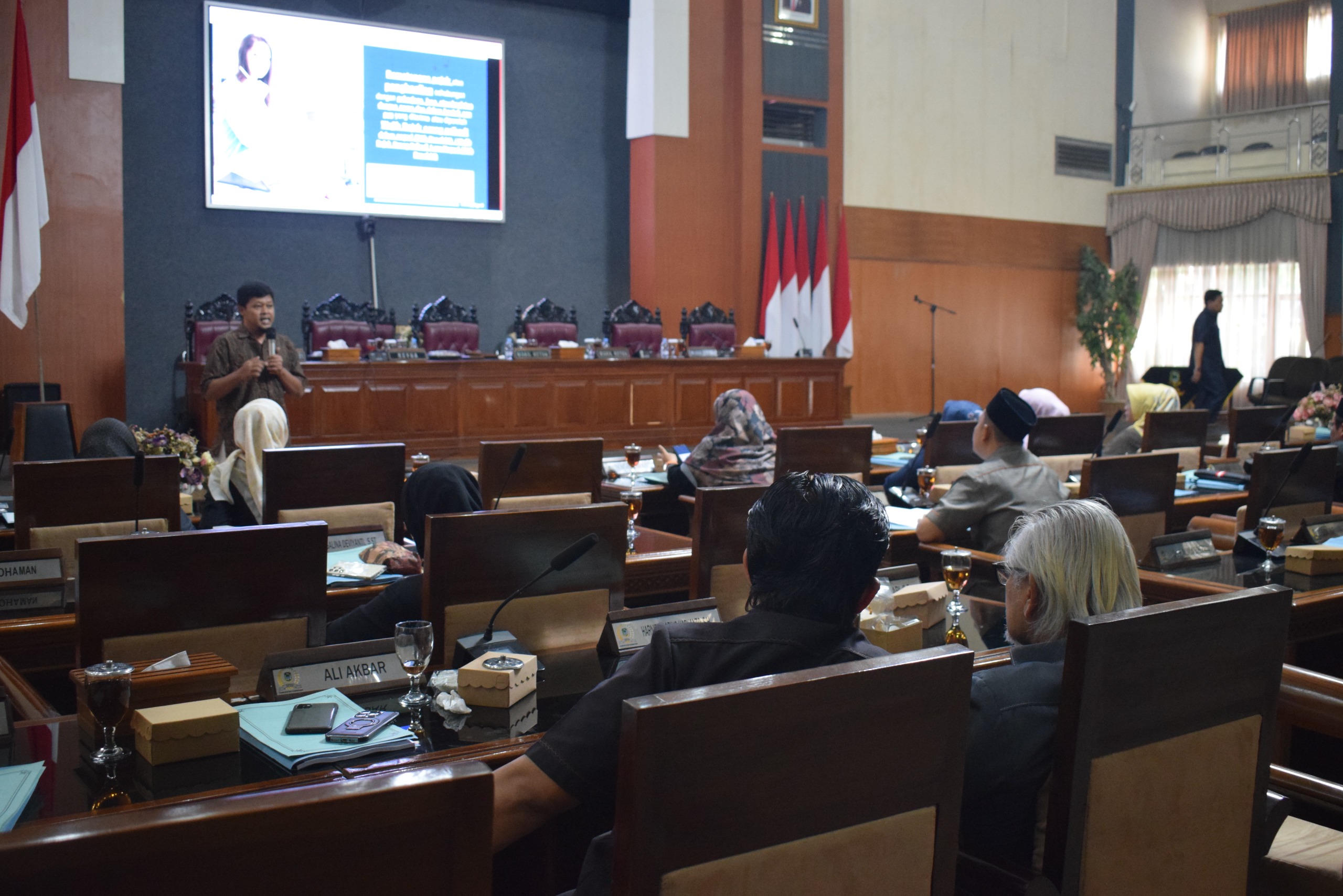 Kegiatan Sosialisasi PP Nomor 58 Tahun 2023 tentang Pemotongan PPh Pasal 21 bagi Pimpinan dan Anggota DPRD Kabupaten Kuningan