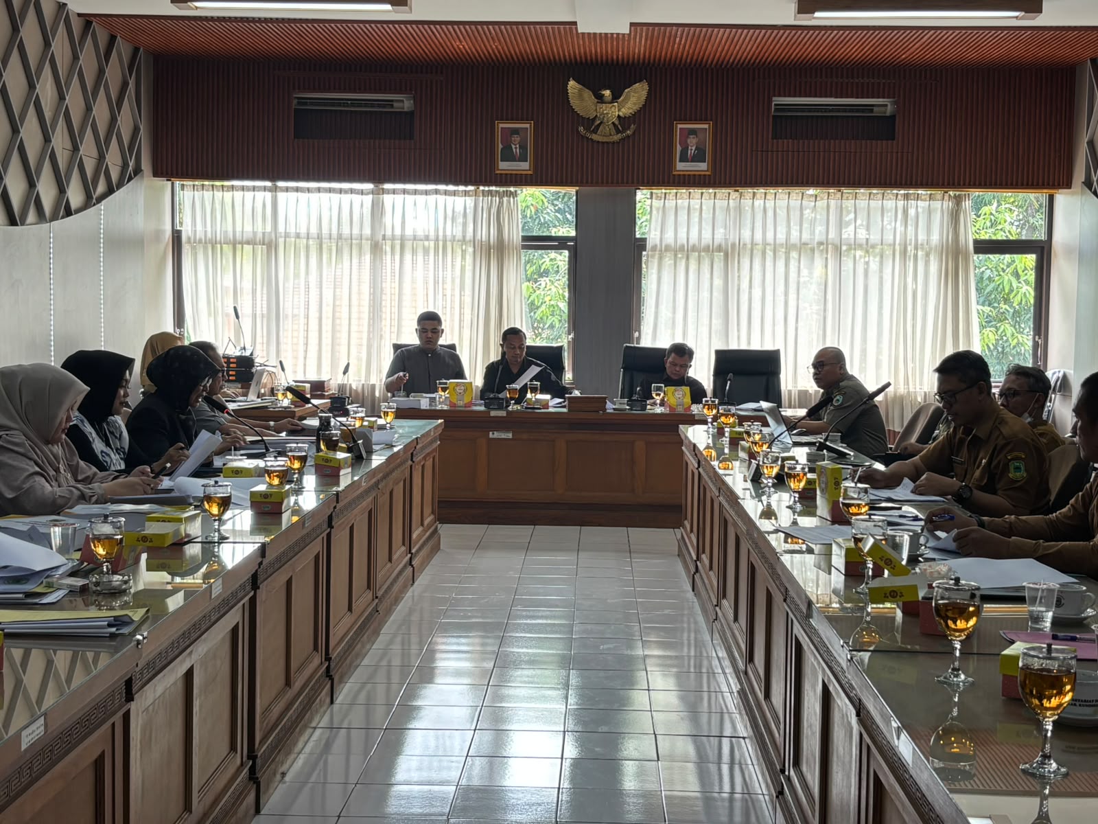 Rapat Kerja Komisi I DPRD Kabupaten Kuningan bersama Kesbangpol, Diarsipus dan Satpol PP
