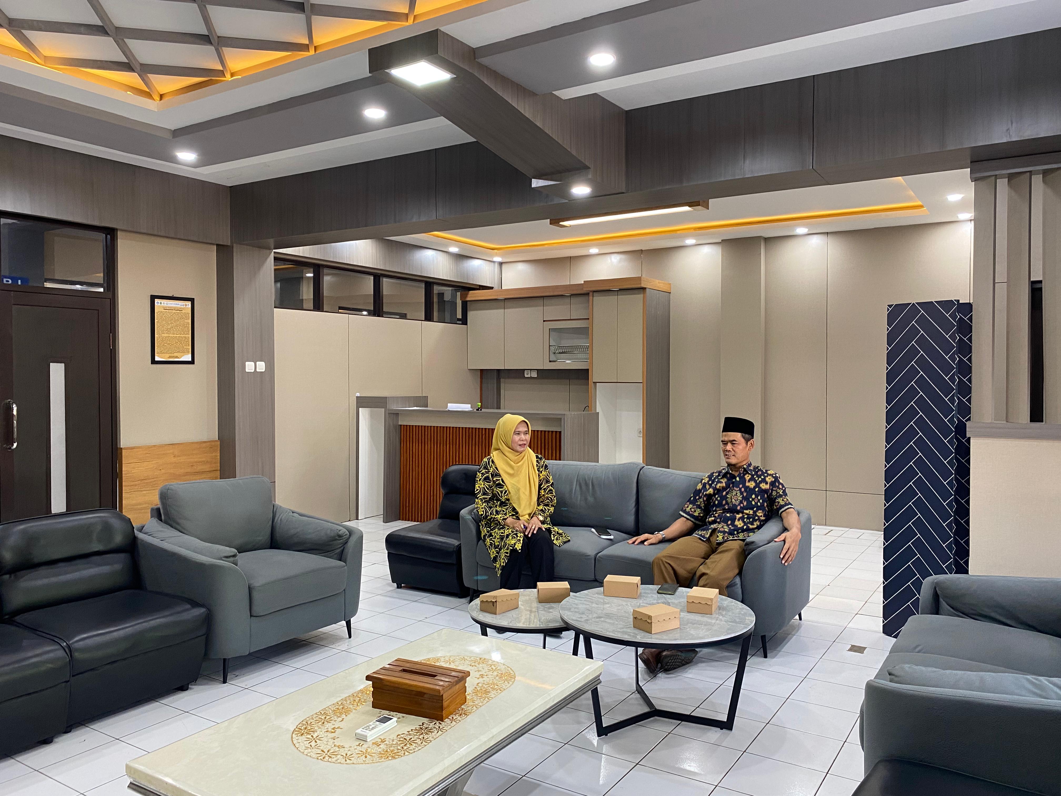 Penerimaan Kunjungan Kerja DPRD Kabupaten Magelang terkait Peran Pimpinan DPRD dalam Pengawasan Anggaran di Pemerintah Daerah, diterima oleh Pimpinan DPRD Kabupaten Kuningan, Saw Tresna Septiani, S.H,