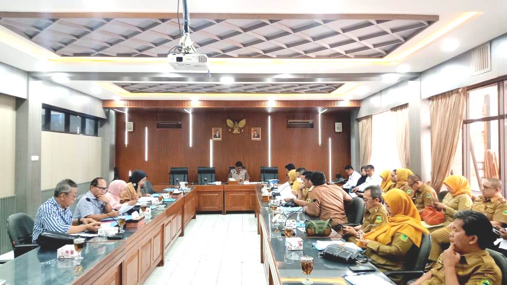 Rapat Kerja Komisi IV DPRD Kabupaten Kuningan - Pembahasan Realisasi APBD Semester Pertama Tahun Anggaran 2024