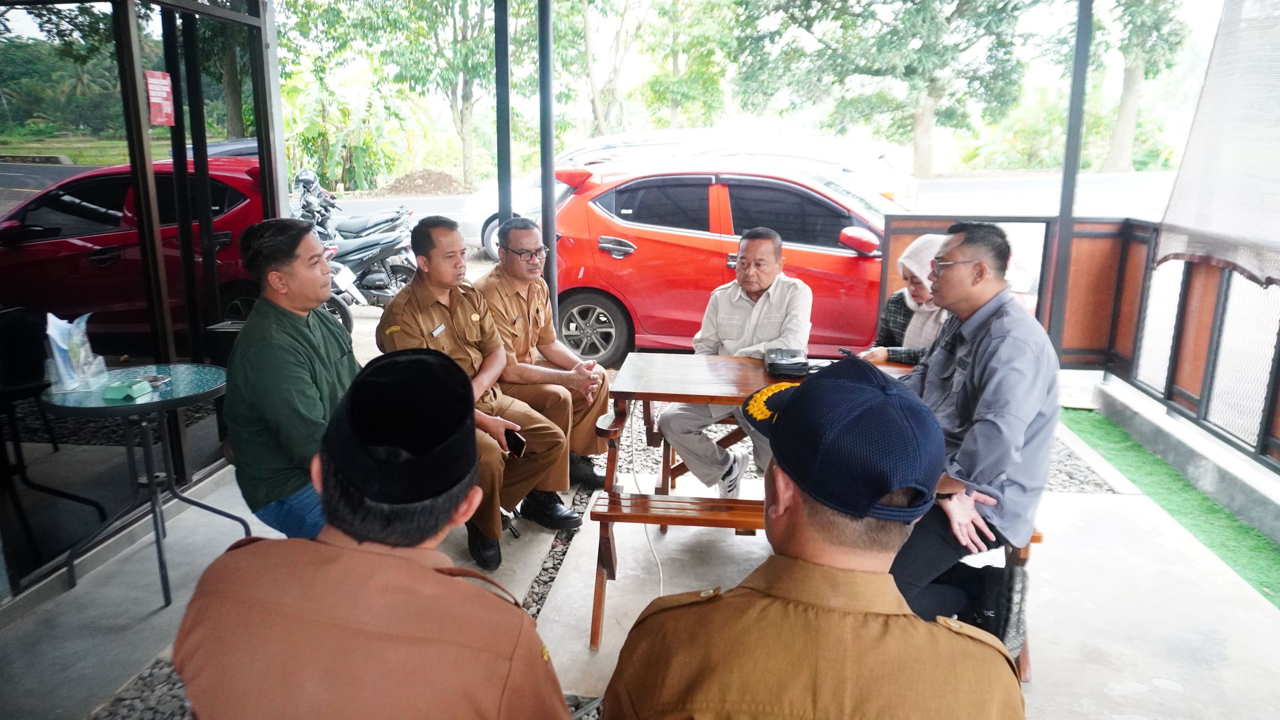 Komisi III DPRD Kabupaten Kuningan bersama DPUTR dan DLH melaksanakan Kunjungan Dalam Daerah (KDD) ke Perumahan Griya Cendana Pagundan