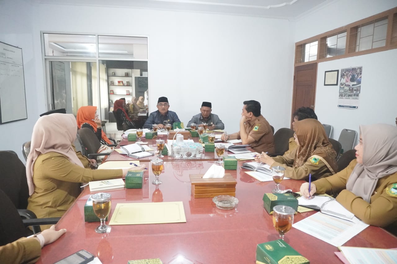Rapat Pimpinan DPRD Kabupaten Kuningan