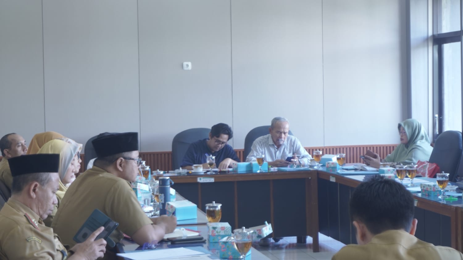 Rapat Kerja Komisi II DPRD Kabupaten Kuningan - Ekspose Program dan Kegiatan Mitra Kerja Komisi II Realisasi Semester Pertama APBD Tahun 2024