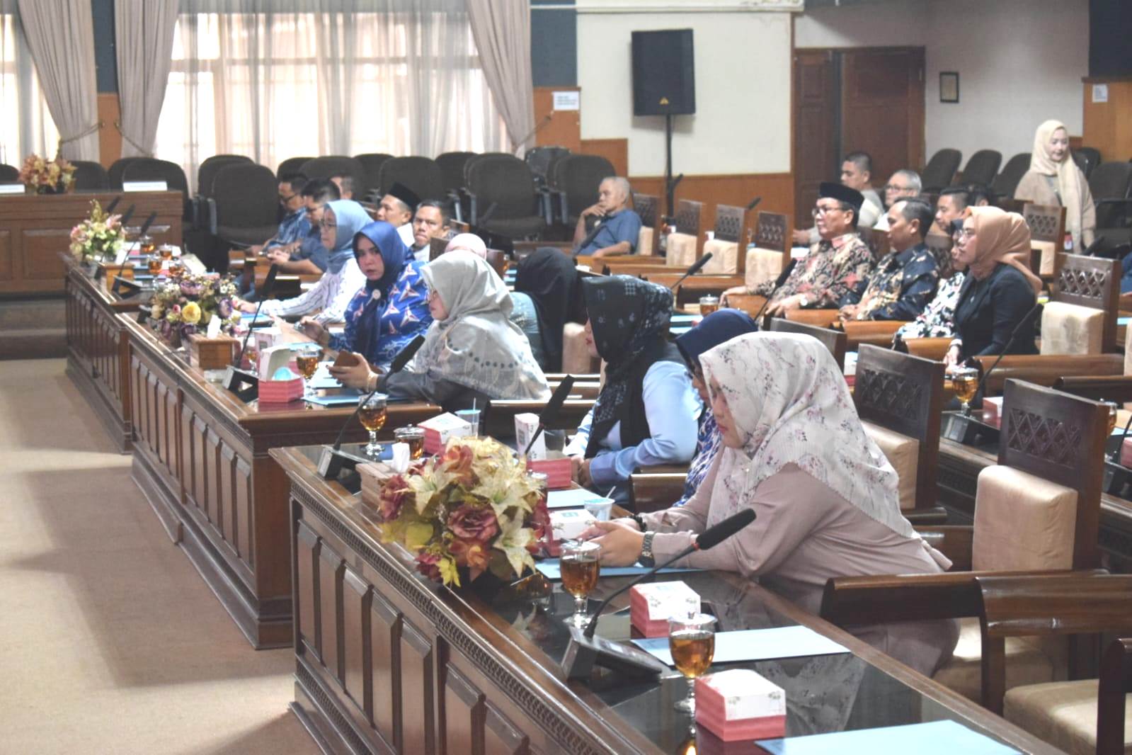 Pemberian Materi kepada Anggota DPRD Kabupaten Kuningan Terpilih 2024-2029